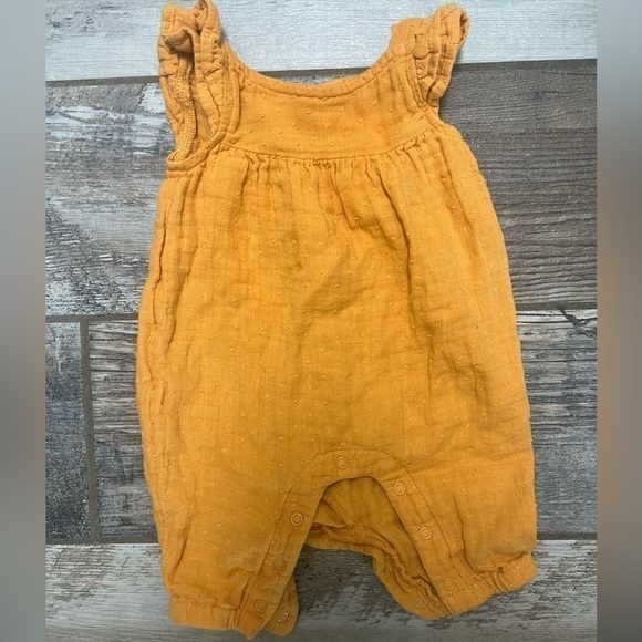 Cat and Jack Romper - Picture 1 of 1